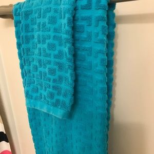 Trina Turk | Block Sculpted Bath Towel Set